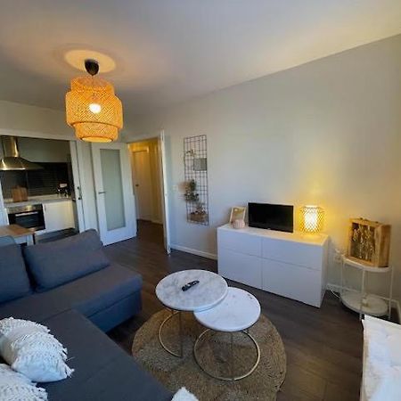 Apartamento A Un Paso De La Playa En Ares Con Piscina Y Parking Exteriör bild