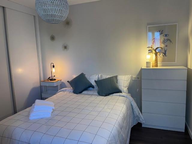 Apartamento A Un Paso De La Playa En Ares Con Piscina Y Parking Exteriör bild